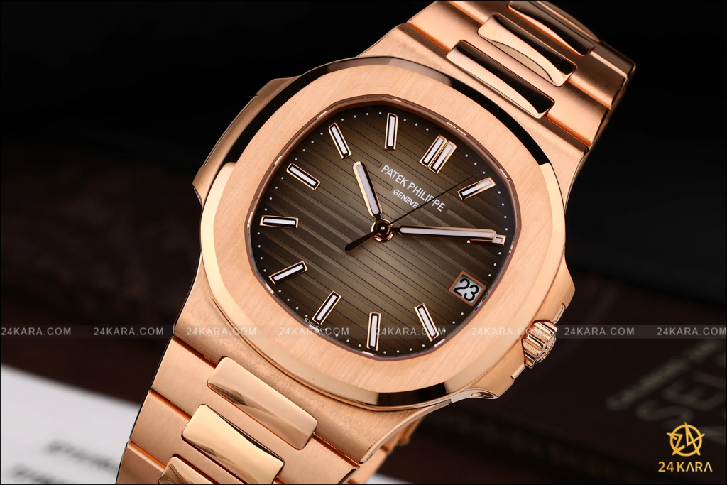 Đồng hồ Patek Philippe 5711/1R-001