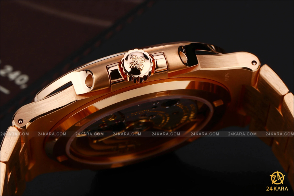 Đồng hồ Patek Philippe 5711/1R-001