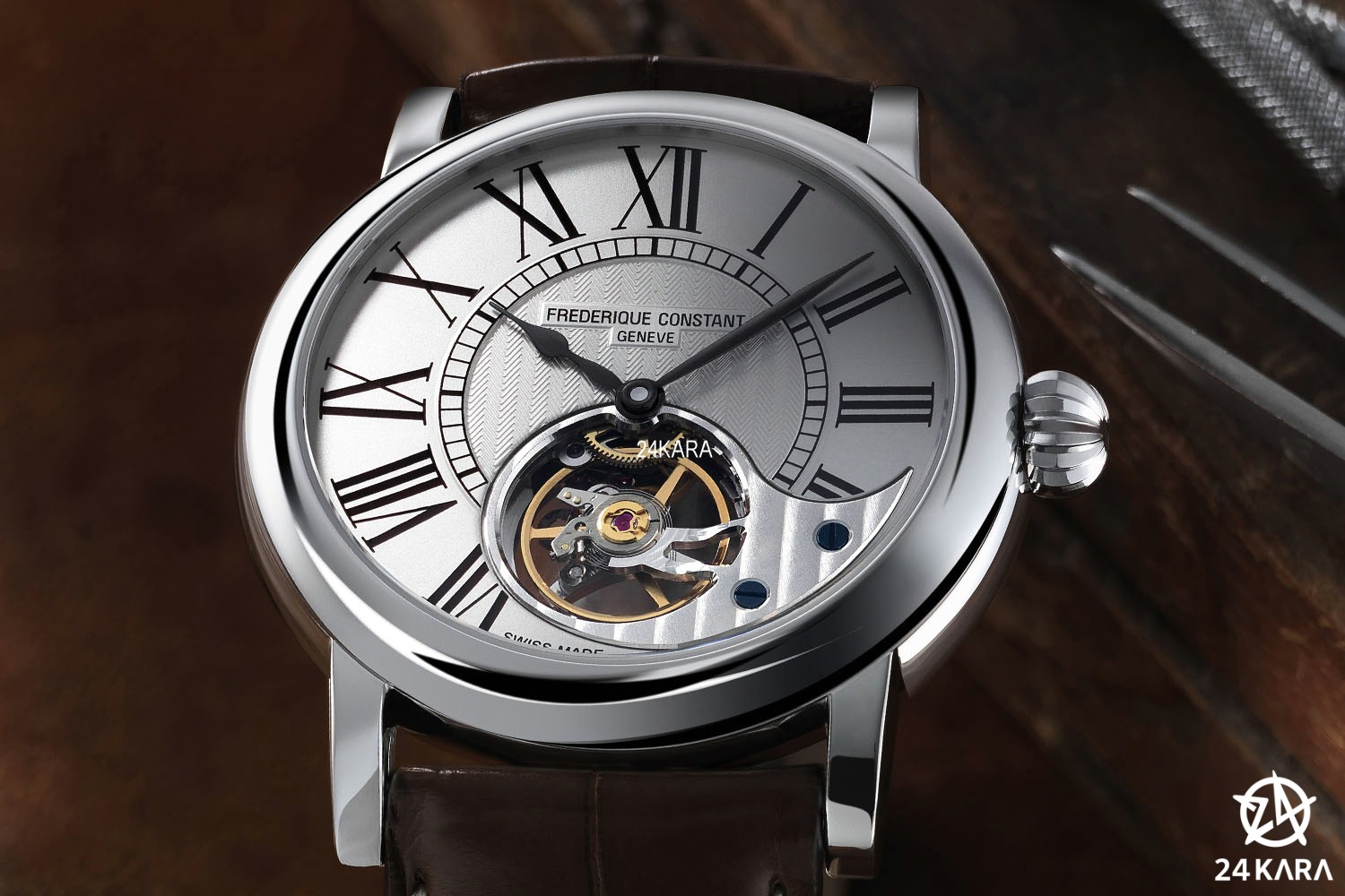frederique_constant_heartbeat_date_by_hand_6