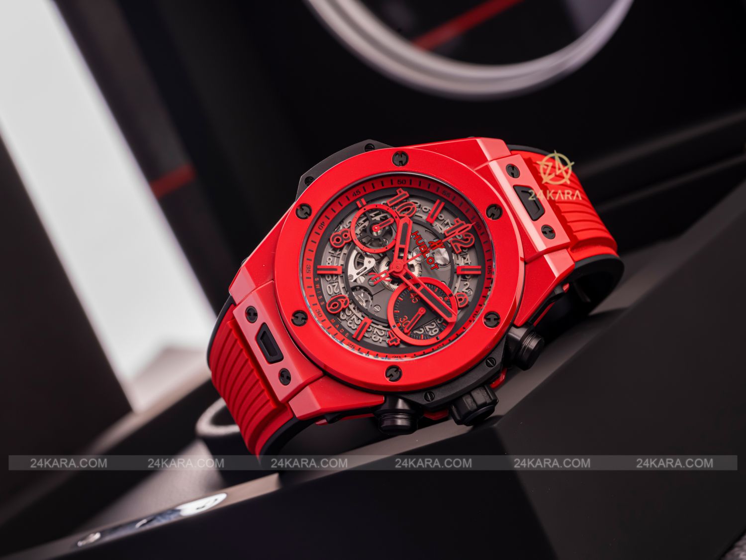 Đồng hồ Hublot Big Bang Unico Red Magic 411.CF.8513.RX Gốm Đỏ Chronograph Flyback bản giới hạn 500pc - lướt