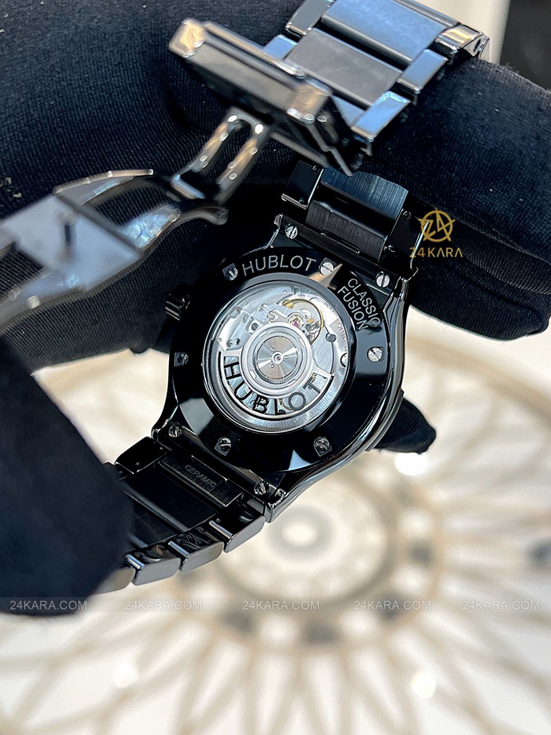 Đồng hồ Hublot Classic Fusion 42 Black Magic Bracelet 548.CM.1170.CM Vỏ Dây Gốm - Lướt