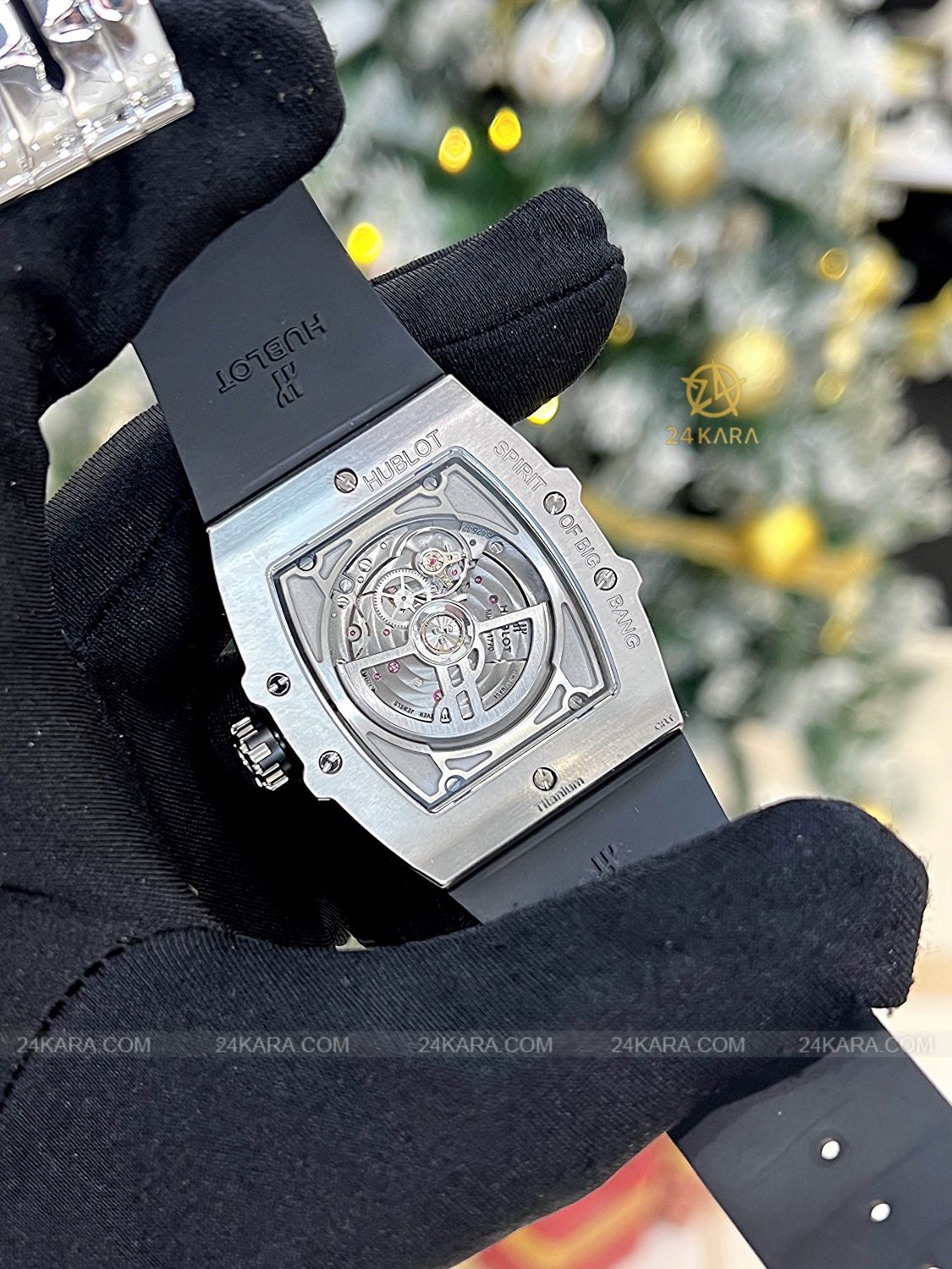 Đồng hồ Hublot Spirit of Big Bang Moonphase Titanium 647.NX.1137.RX - Lướt