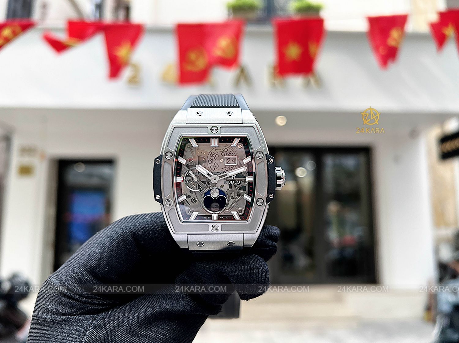 Đồng hồ Hublot Spirit of Big Bang Moonphase Titanium 647.NX.1137.RX - Lướt