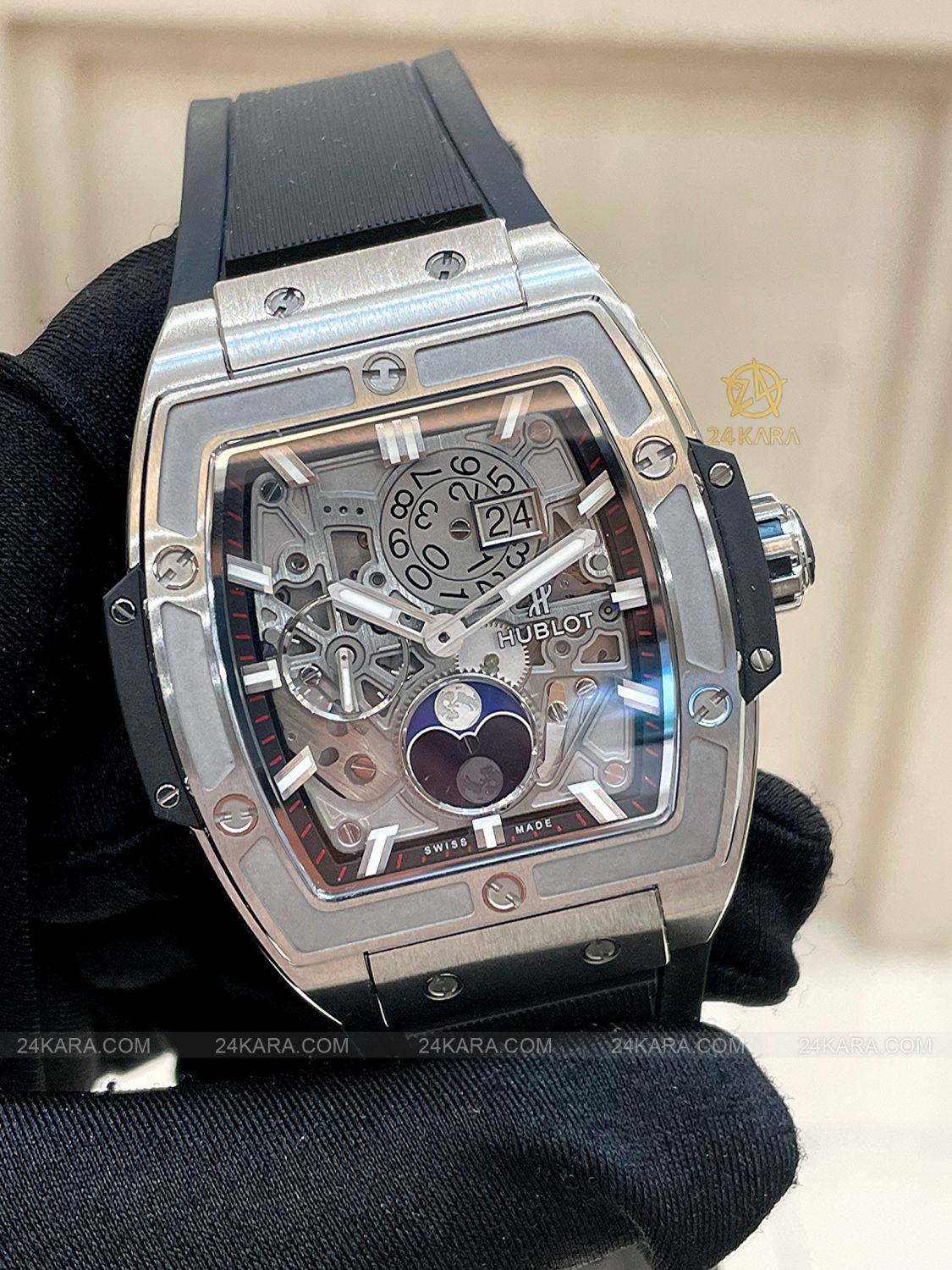 Đồng hồ Hublot Spirit of Big Bang Moonphase Titanium 647.NX.1137.RX - Lướt