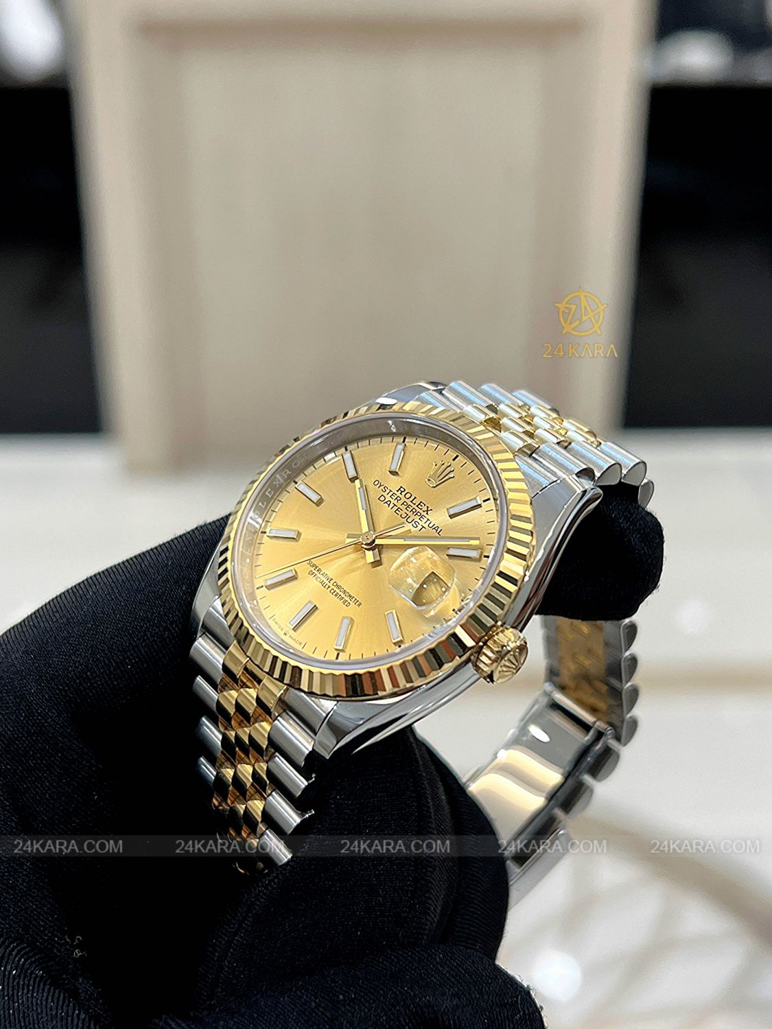 Đồng hồ Rolex Datejust 36 M126233-0015 126233-0015 Demi Vàng Kim Mặt Champagne Cọc Dạ Quang - Unworn