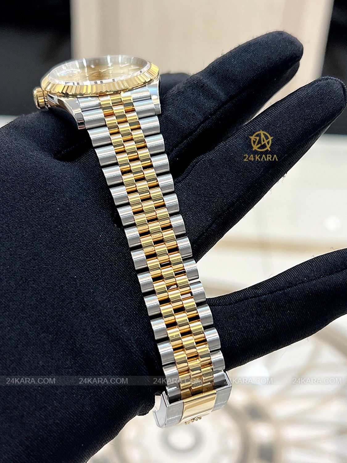 Đồng hồ Rolex Datejust 36 M126233-0015 126233-0015 Demi Vàng Kim Mặt Champagne Cọc Dạ Quang - Unworn