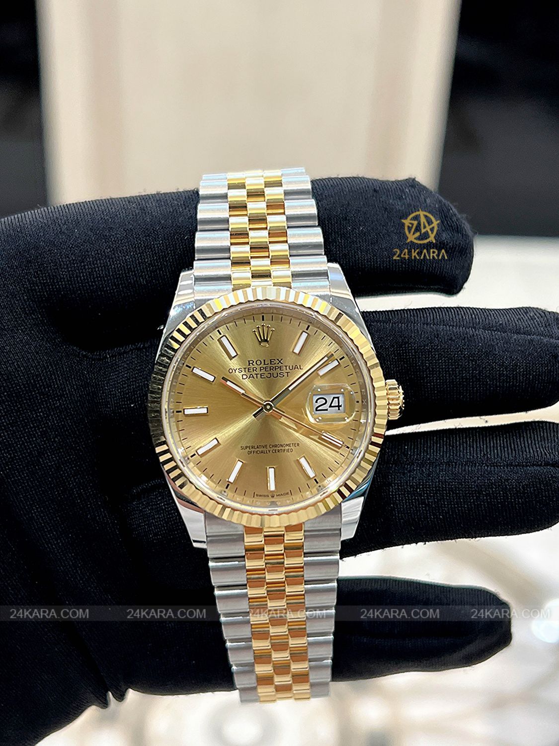 Đồng hồ Rolex Datejust 36 M126233-0015 126233-0015 Demi Vàng Kim Mặt Champagne Cọc Dạ Quang - Unworn