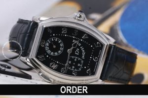 Đồng hồ Jaquet Droz Tonneau GMT Black Dial J001120101 (lướt)