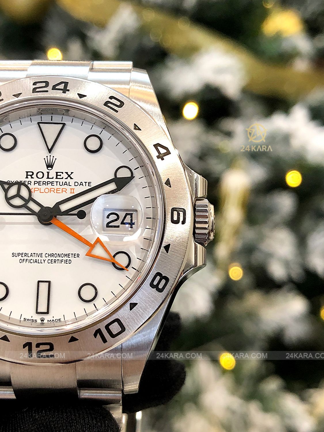 Đồng hồ Rolex Explorer II 226570-0001