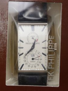 Đồng Hồ Patek Philippe Gondolo 5200g-010