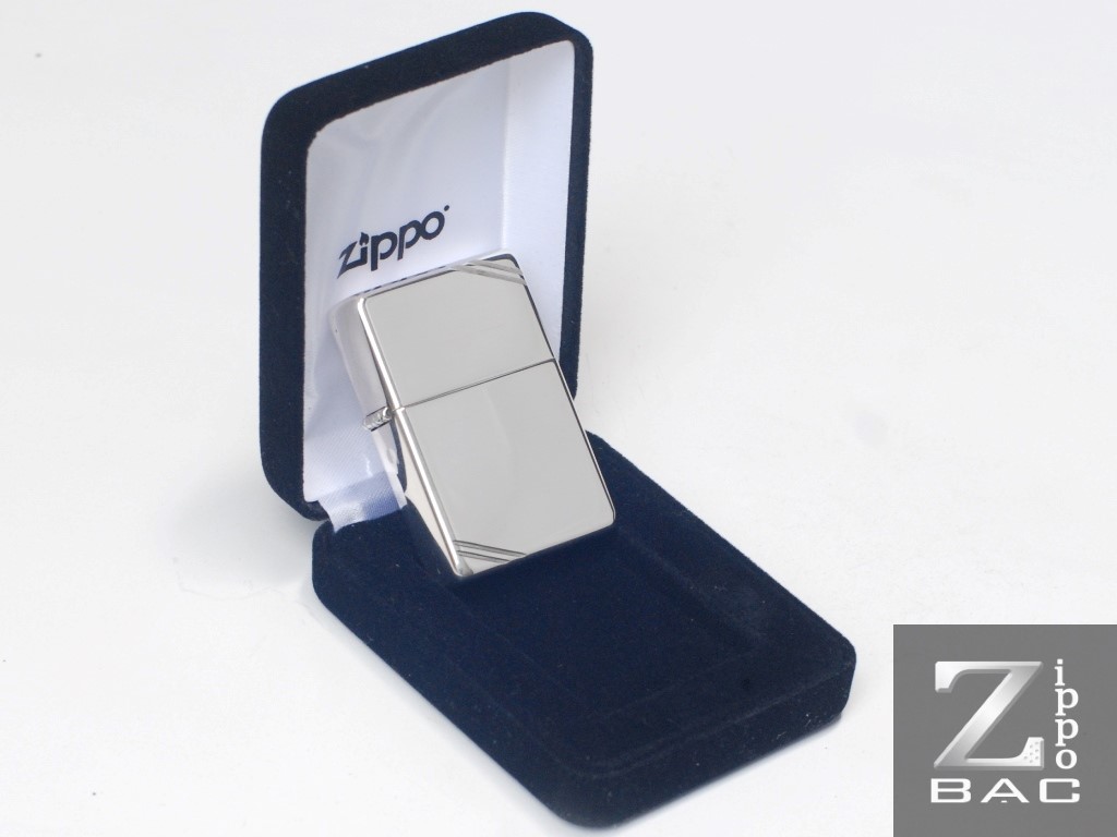 MS 201. Zippo bạc khối chặt góc chính hãng - New in Box (có hộp nhung trưng bày)