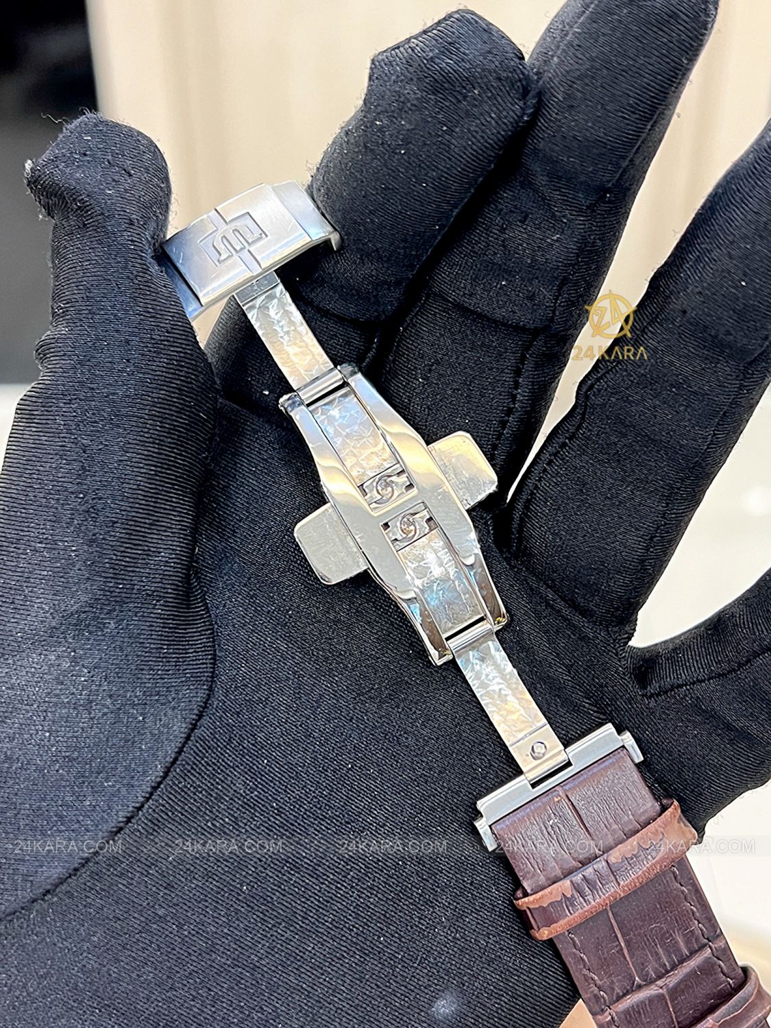 Đồng hồ Maurice Lacroix Aikon AI6008-SS001-331-1 Mặt Số Nâu Xám Automatic Date - lướt