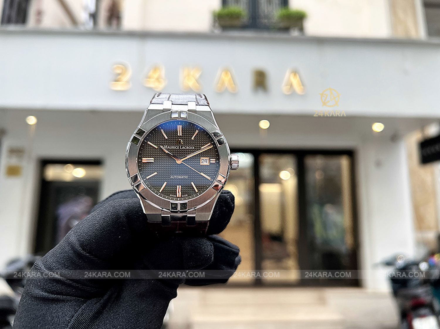 Đồng hồ Maurice Lacroix Aikon AI6008-SS001-331-1 Mặt Số Nâu Xám Automatic Date - lướt