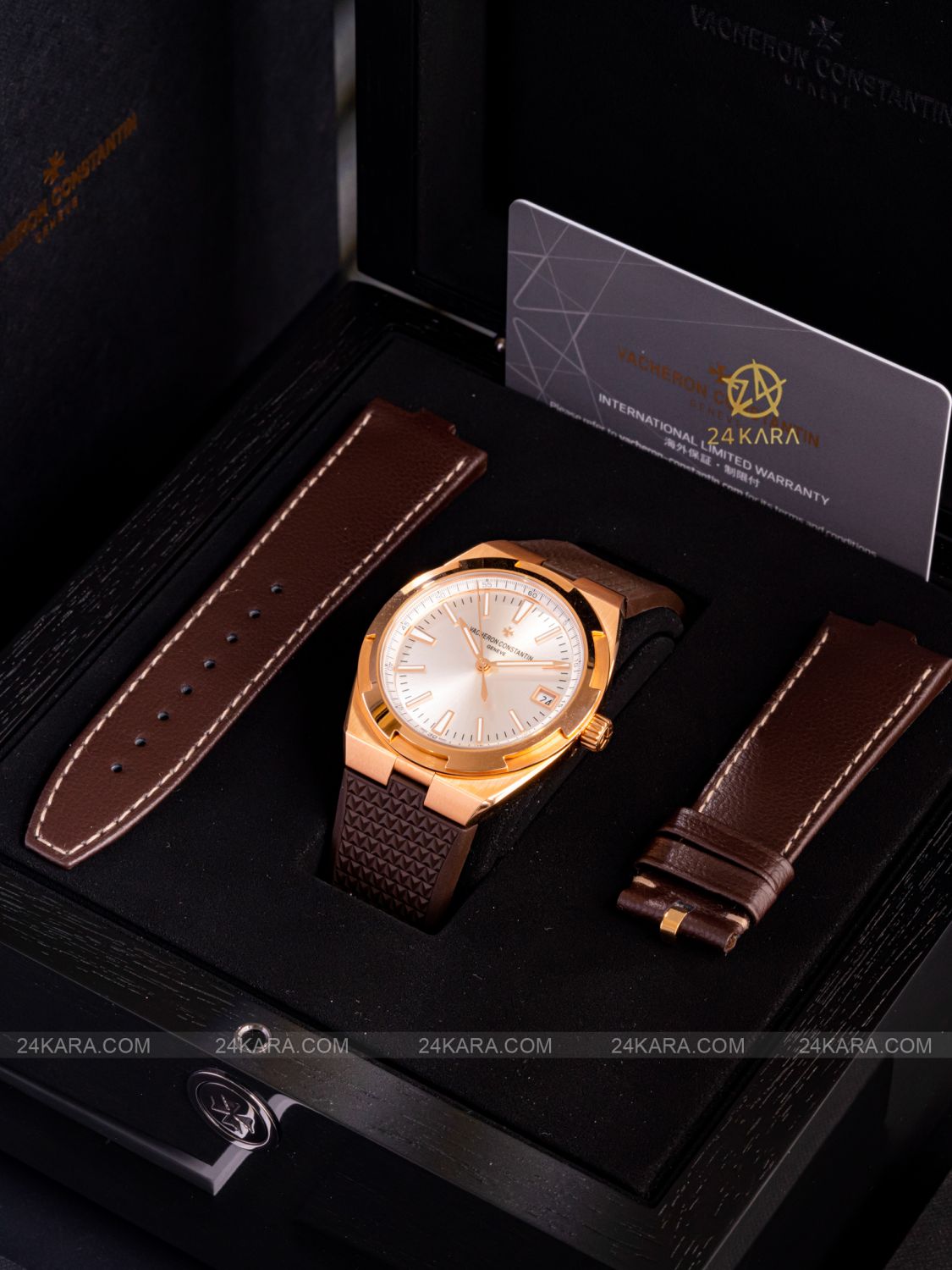 Đồng hồ Vacheron Constantin Overseas 41 Rose Gold 18K 4500V/000R-B127 mặt số trắng, dây da và dây cao su nâu