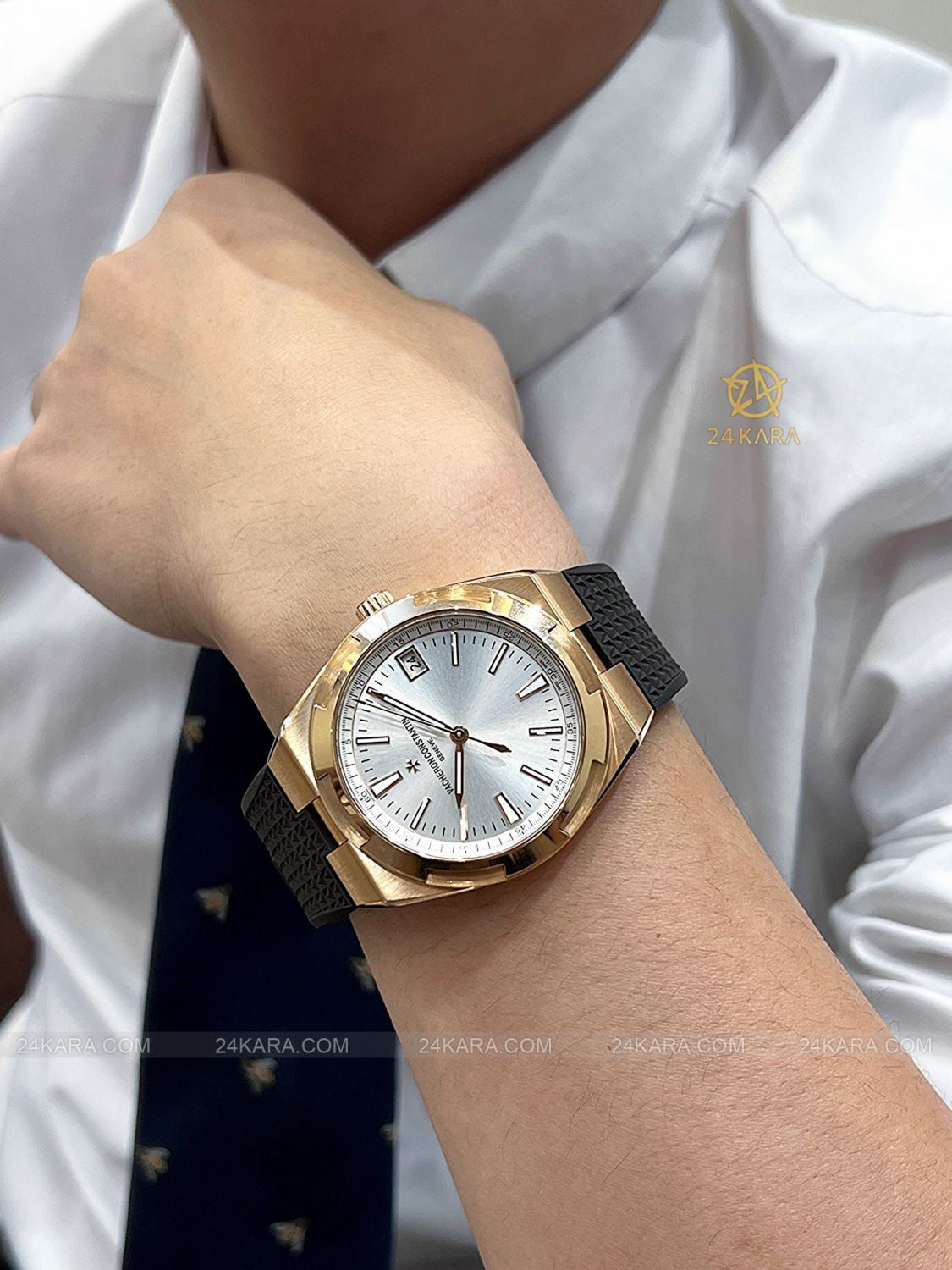 Đồng hồ Vacheron Constantin Overseas 41 Rose Gold 18K 4500V/000R-B127 mặt số trắng, dây da và dây cao su nâu