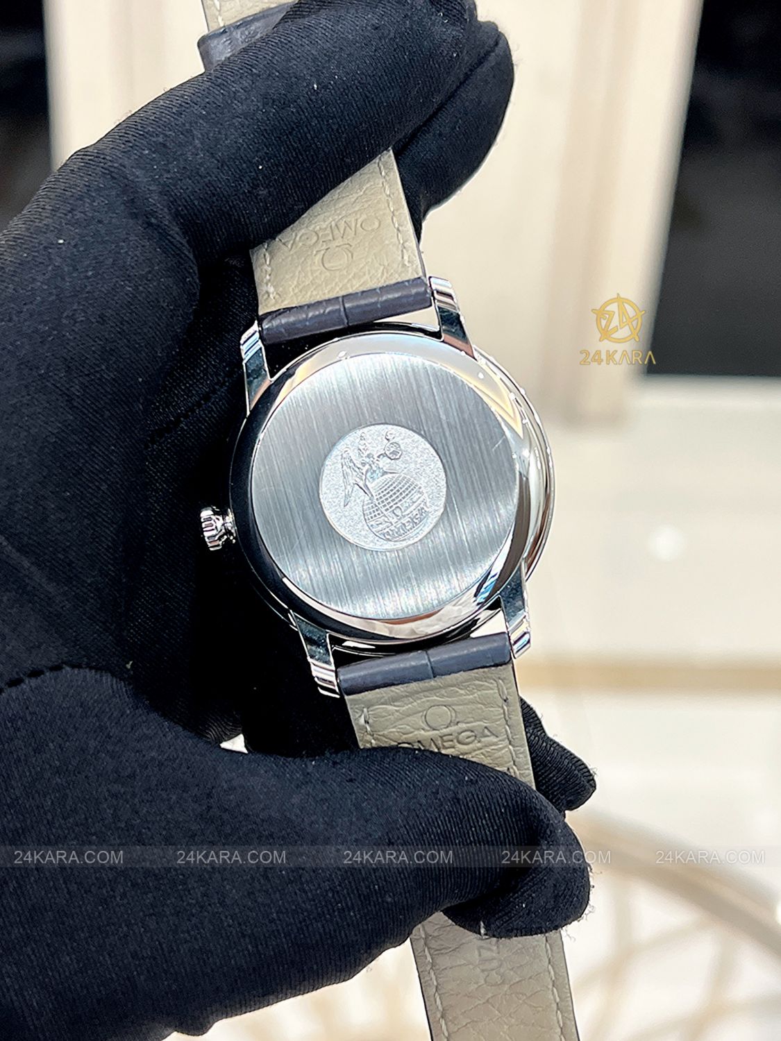 Đồng hồ Omega De Ville Prestige 424.13.40.20.02.005 39.5 Steel Mặt Lụa Chronometer - Lướt