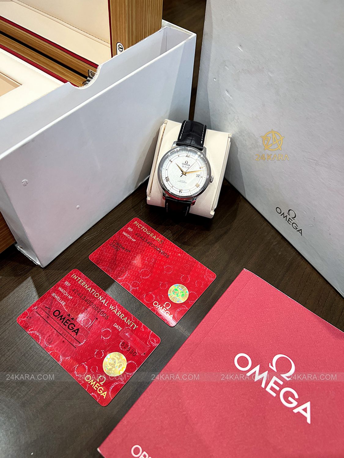 Đồng hồ Omega De Ville Prestige 424.13.40.20.02.005 39.5 Steel Mặt Lụa Chronometer - Lướt