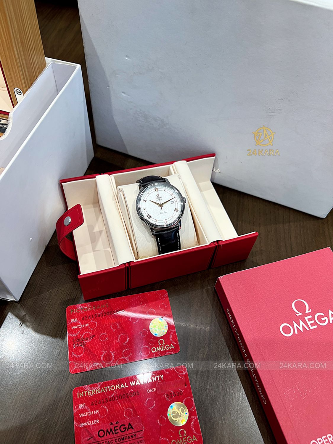 Đồng hồ Omega De Ville Prestige 424.13.40.20.02.005 39.5 Steel Mặt Lụa Chronometer - Lướt
