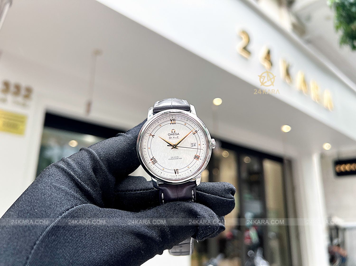 Đồng hồ Omega De Ville Prestige 424.13.40.20.02.005 39.5 Steel Mặt Lụa Chronometer - Lướt