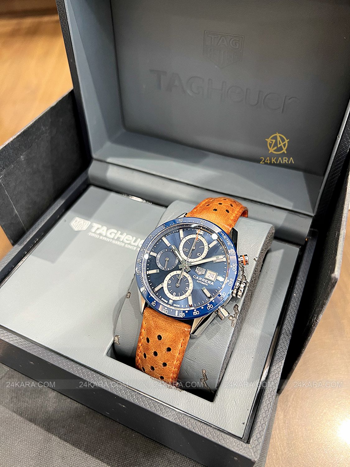 Đồng hồ Tag Heuer Carrera Chronograph Calibre 16 CBM2112.FC6455 41 Sunray Blue Ceramic Racing - Lướt