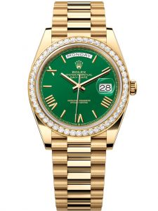 Đồng hồ Rolex Day-Date 40 M228348RBR-0040 228348RBR-0040 Vàng vàng niềng Kim cương, mặt số xanh lá cọc la mã – lướt