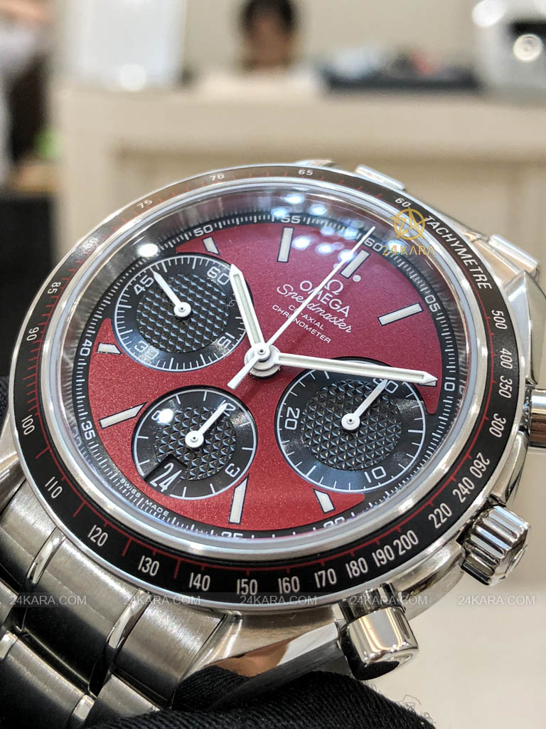 ng h Omega Speedmaster Chronometer 326.30.40.50.11.001