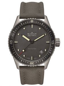 Đồng hồ Blancpain Fifty Fathoms Bathyscaphe 5000 1210 G52A