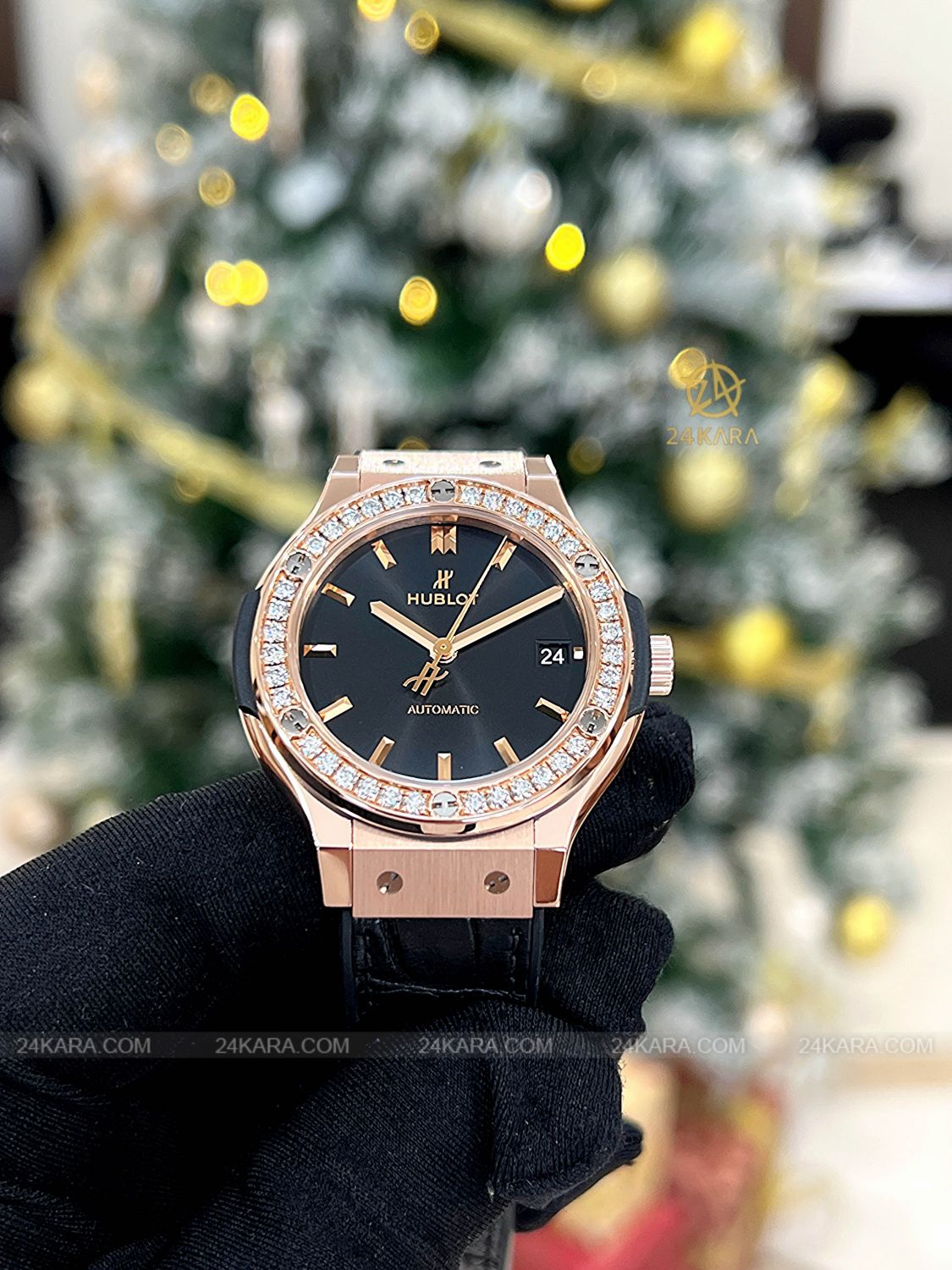Đồng hồ Hublot Classic Fusion King Gold Diamonds 38 565.OX.1480.LR.1204 Dây da