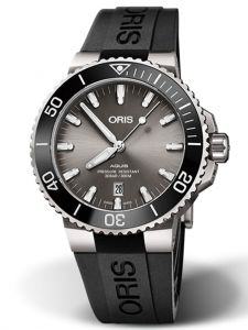 Đồng hồ Oris Aquis Titanium Date 01 733 7730 7153-07 4 24 64TEB