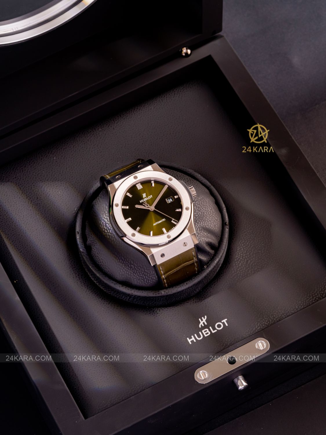 Đồng Hồ Hublot 542.NX.8970.LR 542NX8970LR Classic Fusion Titanium Green - lướt