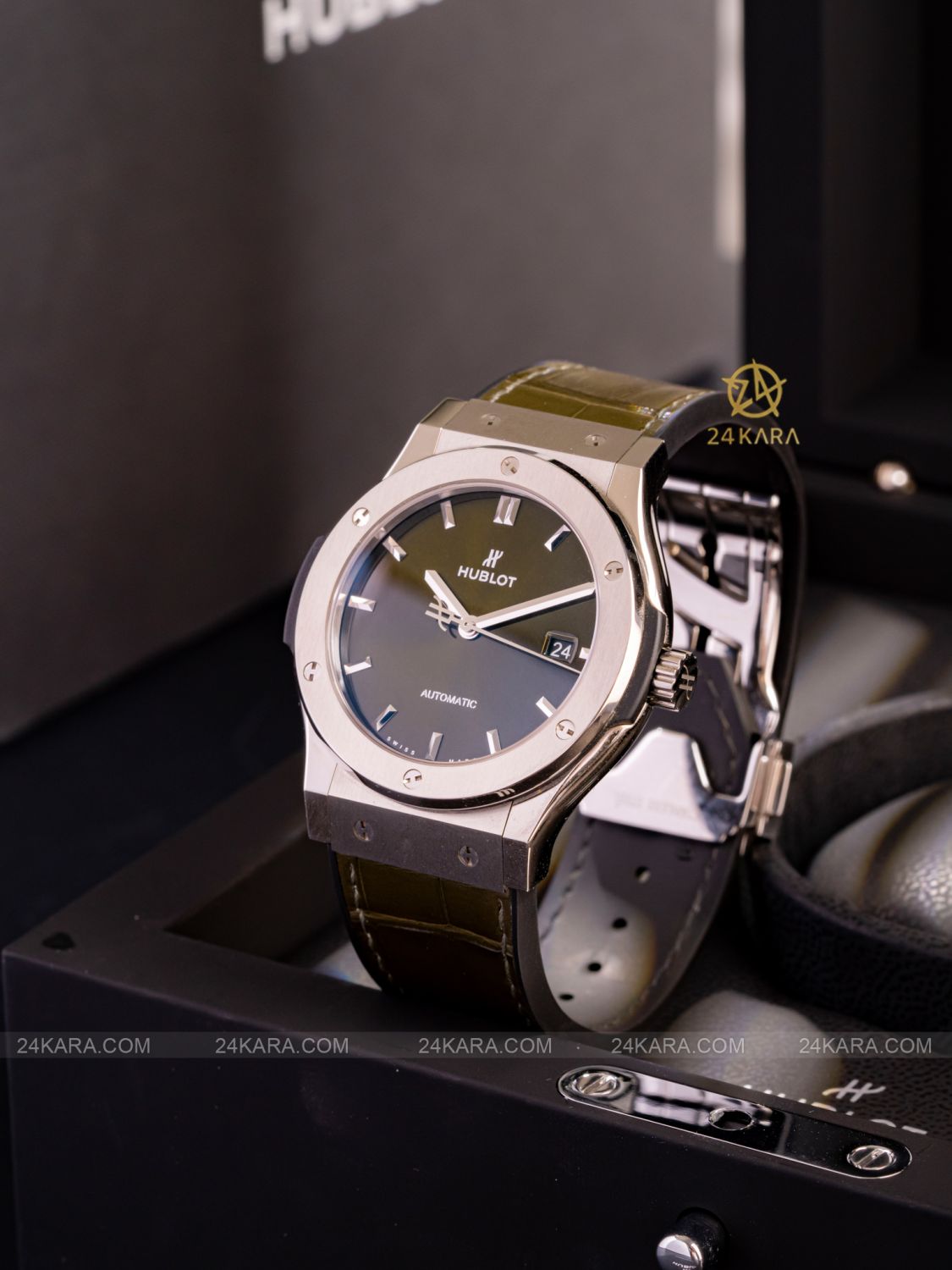 Đồng Hồ Hublot 542.NX.8970.LR 542NX8970LR Classic Fusion Titanium Green - lướt