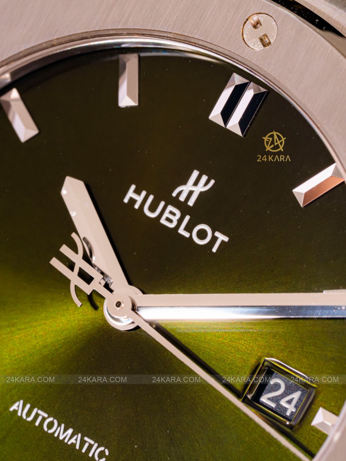 Đồng Hồ Hublot 542.NX.8970.LR 542NX8970LR Classic Fusion Titanium Green - lướt