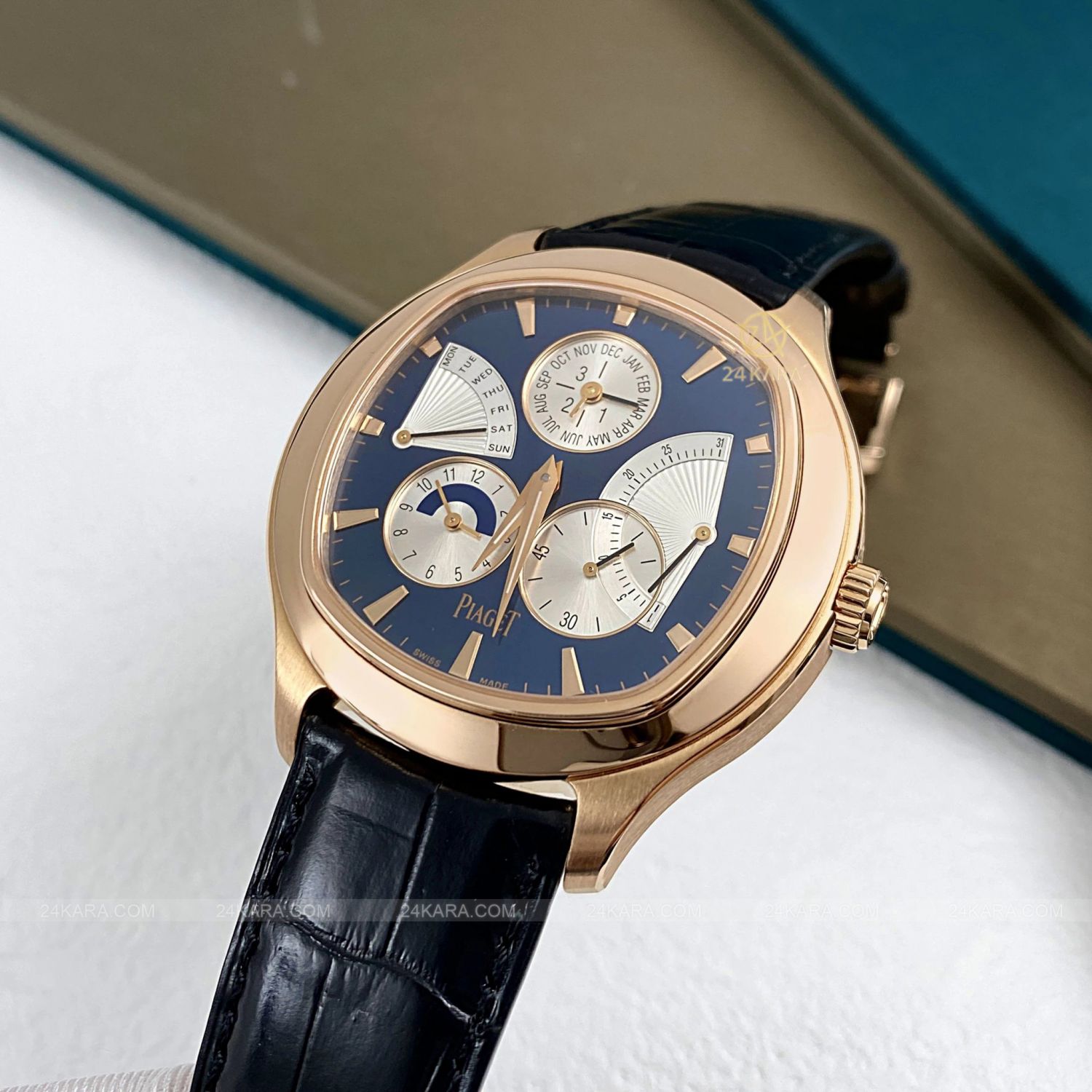 ng h Piaget Emperador Coussin Perpetual Calendar G0A33019 L t