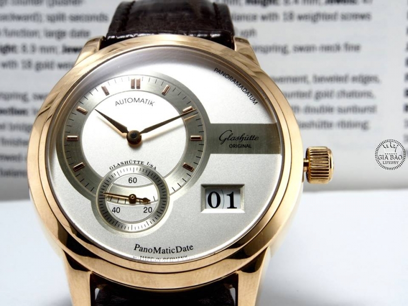 Đồng hồ Glashutte Original PanomaticDate gold 18k (lướt)