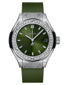 Đồng hồ Hublot Classic Fusion Titanium Green Diamonds 591.NX.8970.RX.1204 591NX8970RX1204