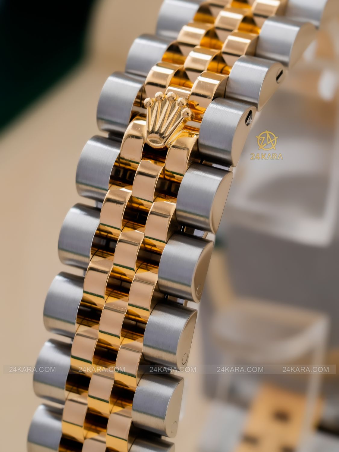 Đồng hồ Rolex Datejust 31 178313 mặt champagne kim cương demi vàng - lướt