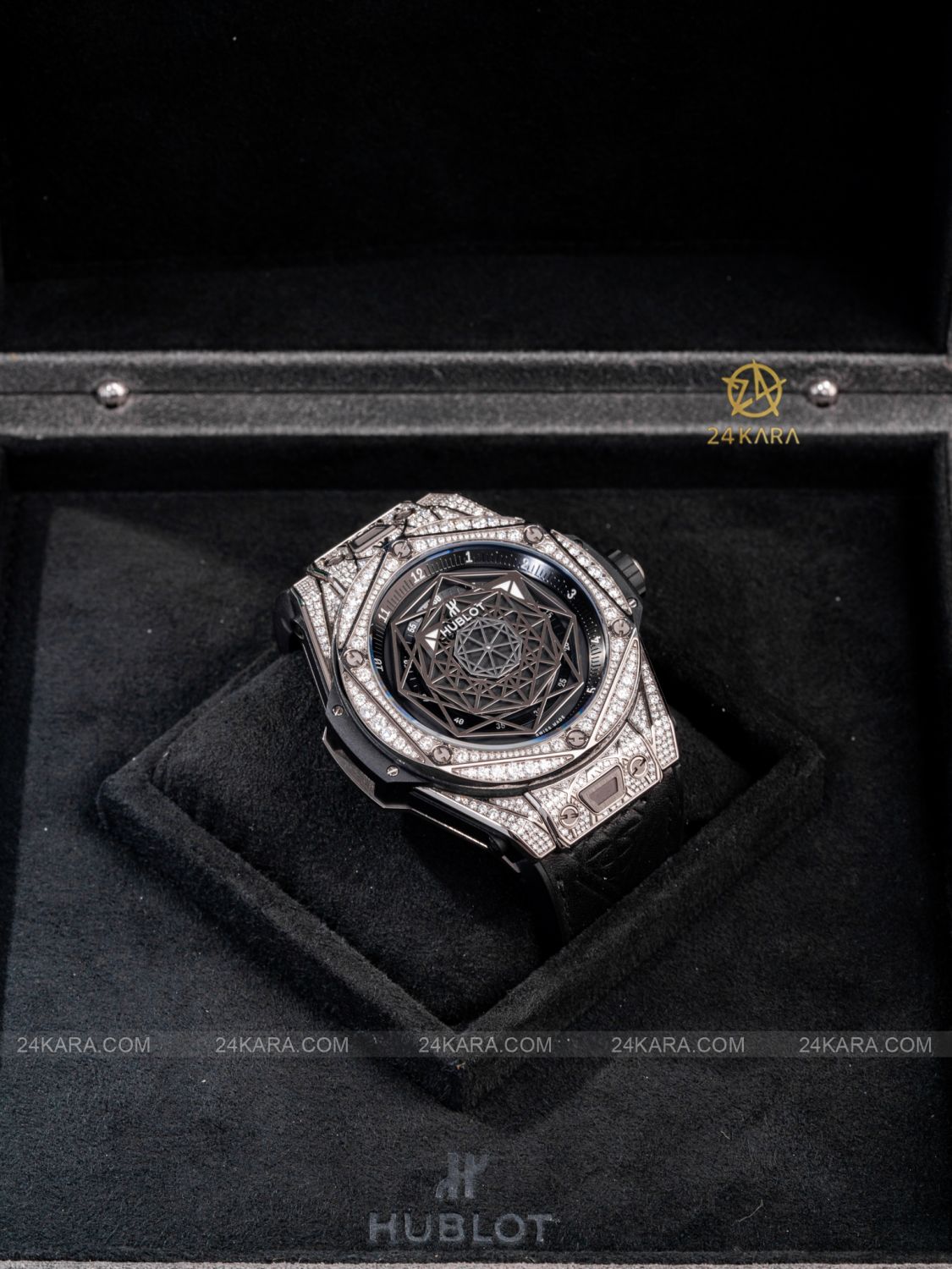 Đồng hồ Hublot Big Bang Sang Bleu Titanium Diamond Pave 45mm 415.NX.1112.VR.1704.MXM17 Limited 200pc - Unworn