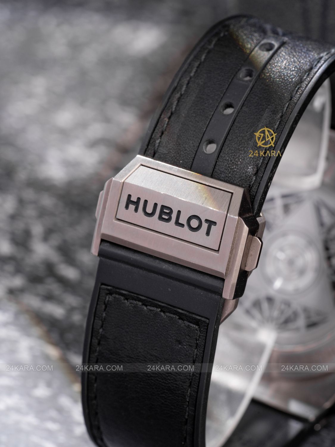 Đồng hồ Hublot Big Bang Sang Bleu Titanium Diamond Pave 45mm 415.NX.1112.VR.1704.MXM17 Limited 200pc - Unworn