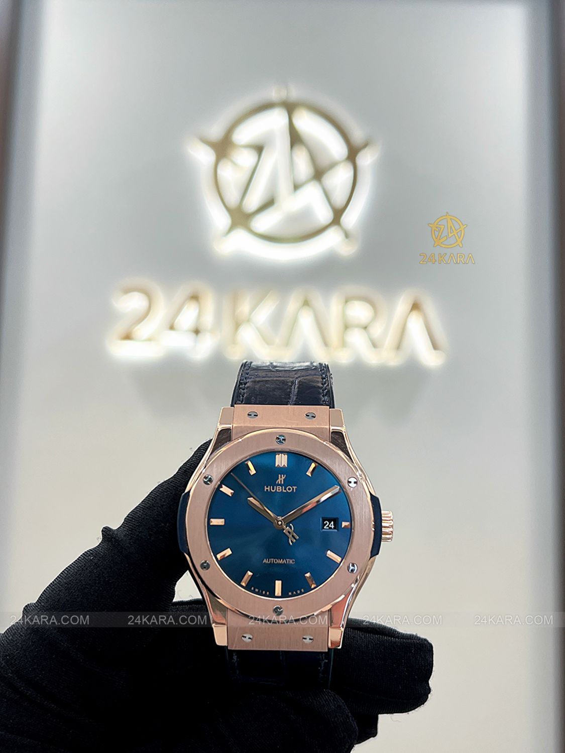 Đồng Hồ Hublot Classic Fusion Blue King Gold 42mm 542.OX.7180.LR - Lướt