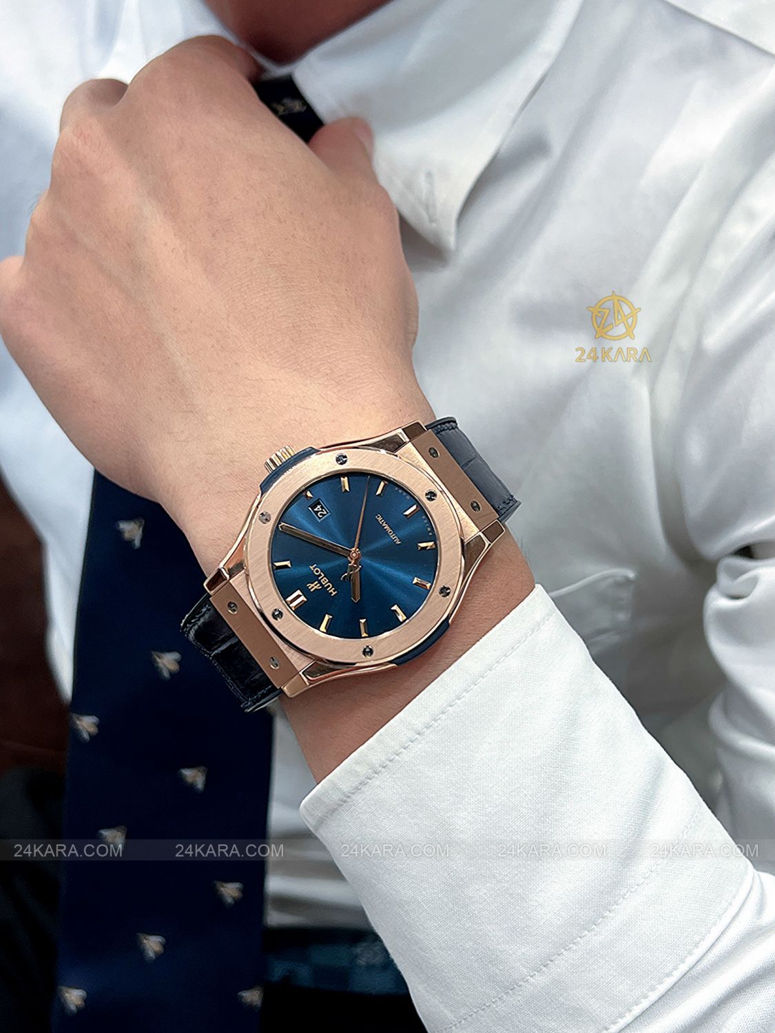 Đồng Hồ Hublot Classic Fusion Blue King Gold 42mm 542.OX.7180.LR - Lướt