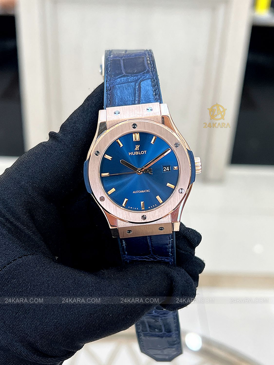 Đồng Hồ Hublot Classic Fusion Blue King Gold 42mm 542.OX.7180.LR - Lướt