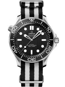 Đồng hồ Omega Seamaster Diver 300M 210.32.42.20.01.005 42 Steel Nato