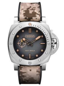 Đồng hồ Panerai Submersible QuarantaQuattro Navy SEALs PAM01518 44 mm Thép không gỉ