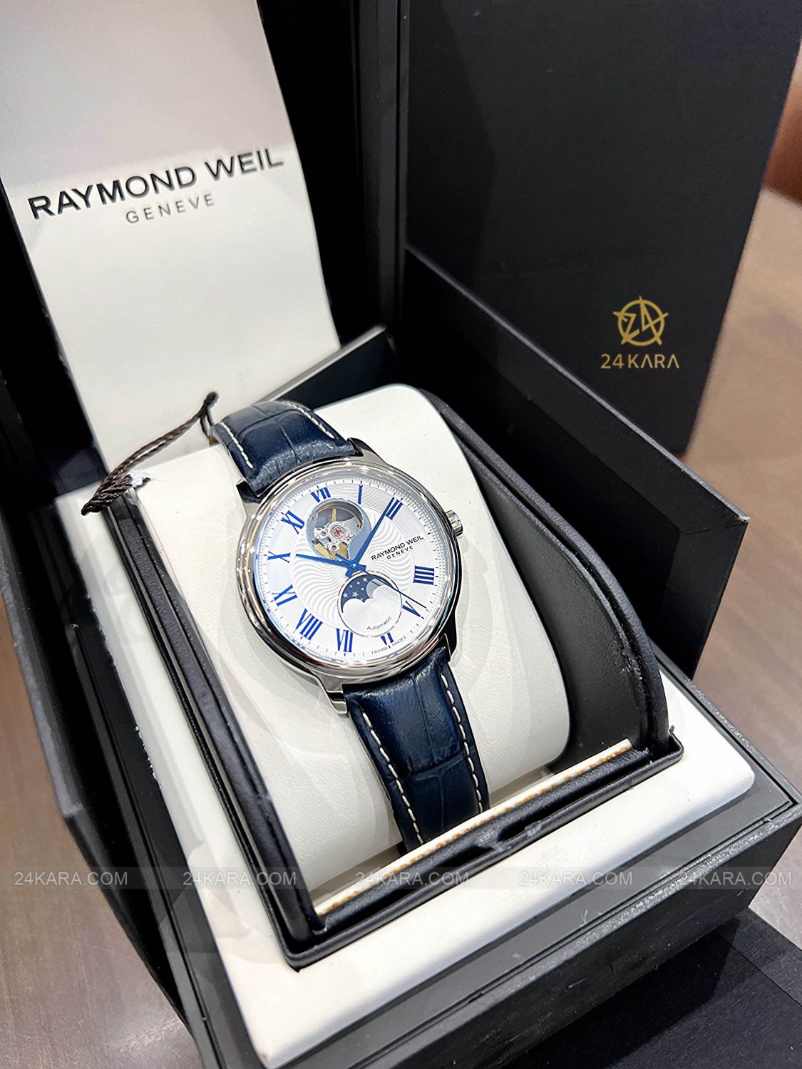 Đồng hồ Raymond Weil Maestro Moonphase 2240-STC-00655 - Lướt