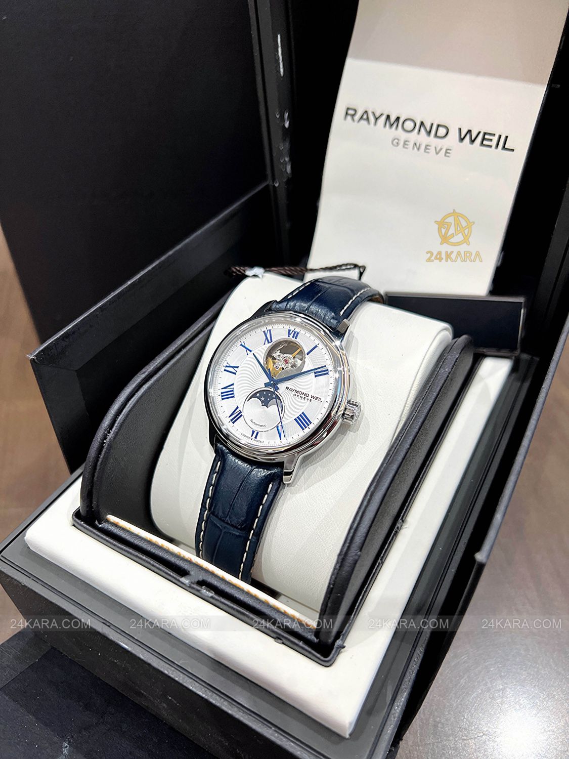 Đồng hồ Raymond Weil Maestro Moonphase 2240-STC-00655 - Lướt
