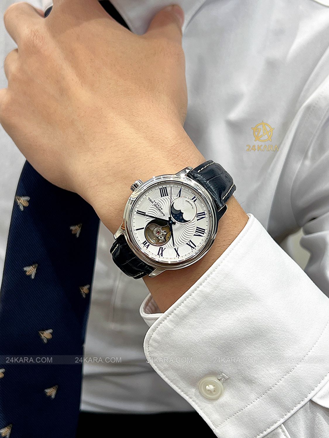 Đồng hồ Raymond Weil Maestro Moonphase 2240-STC-00655 - Lướt