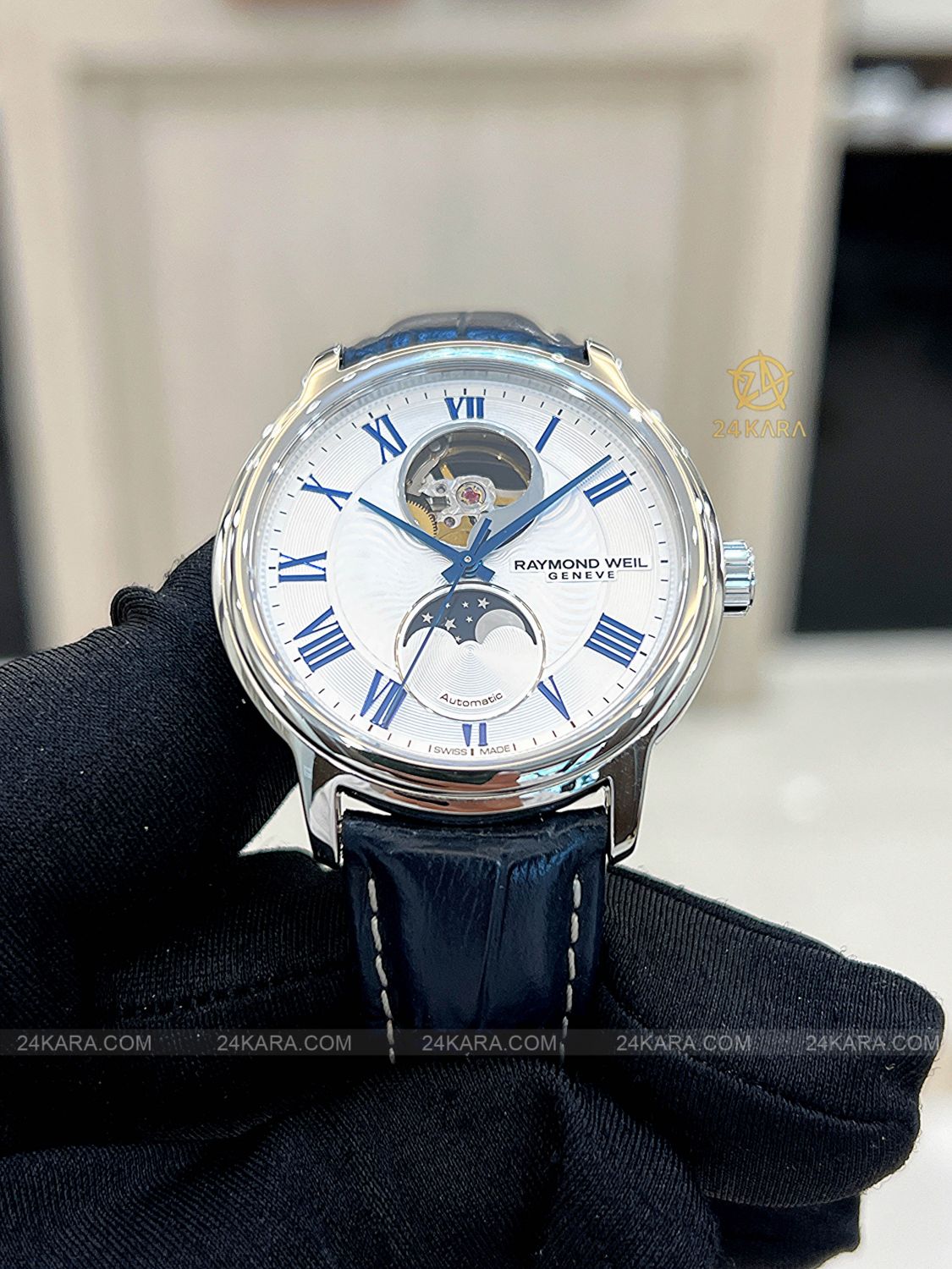 Đồng hồ Raymond Weil Maestro Moonphase 2240-STC-00655 - Lướt