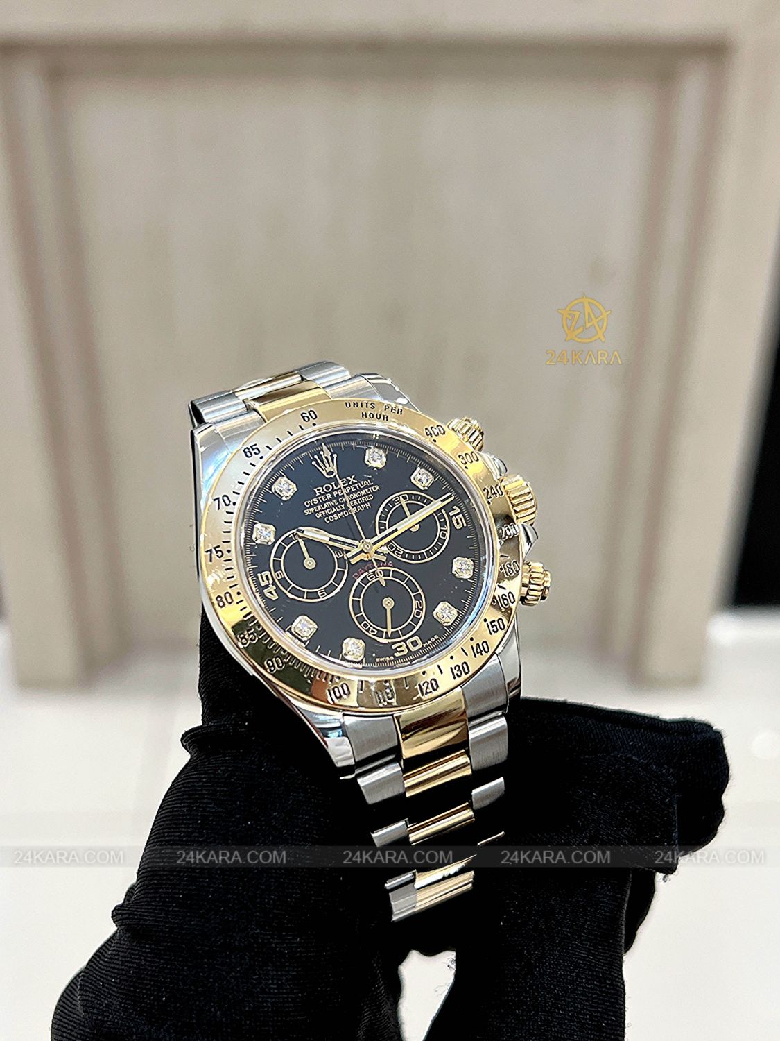 Đồng hồ Rolex Cosmograph Daytona 40 M116523-0043 116523-0043 Vàng Kim 18ct Mặt đen Cọc số Kim cương - Lướt