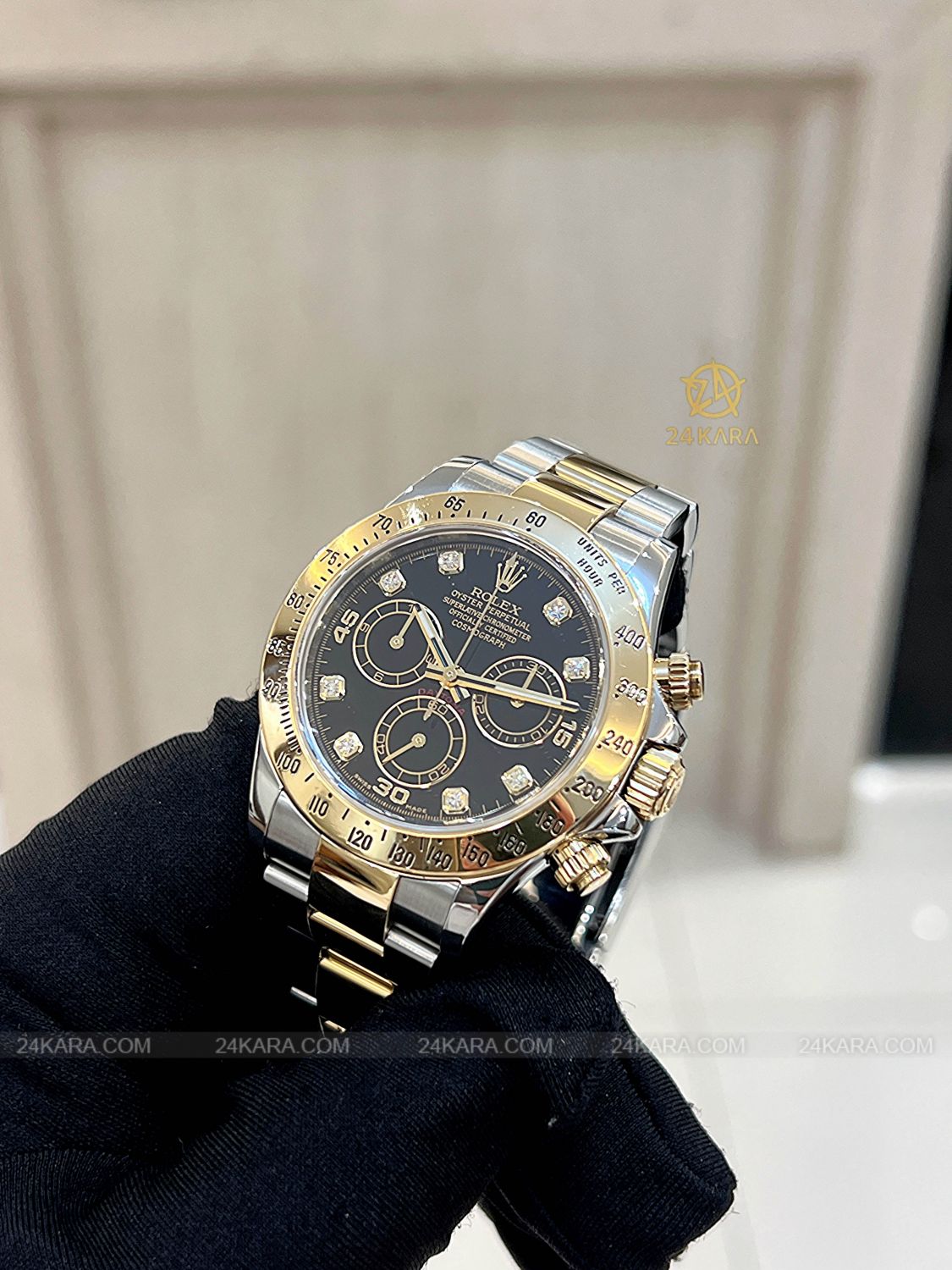 Đồng hồ Rolex Cosmograph Daytona 40 M116523-0043 116523-0043 Vàng Kim 18ct Mặt đen Cọc số Kim cương - Lướt