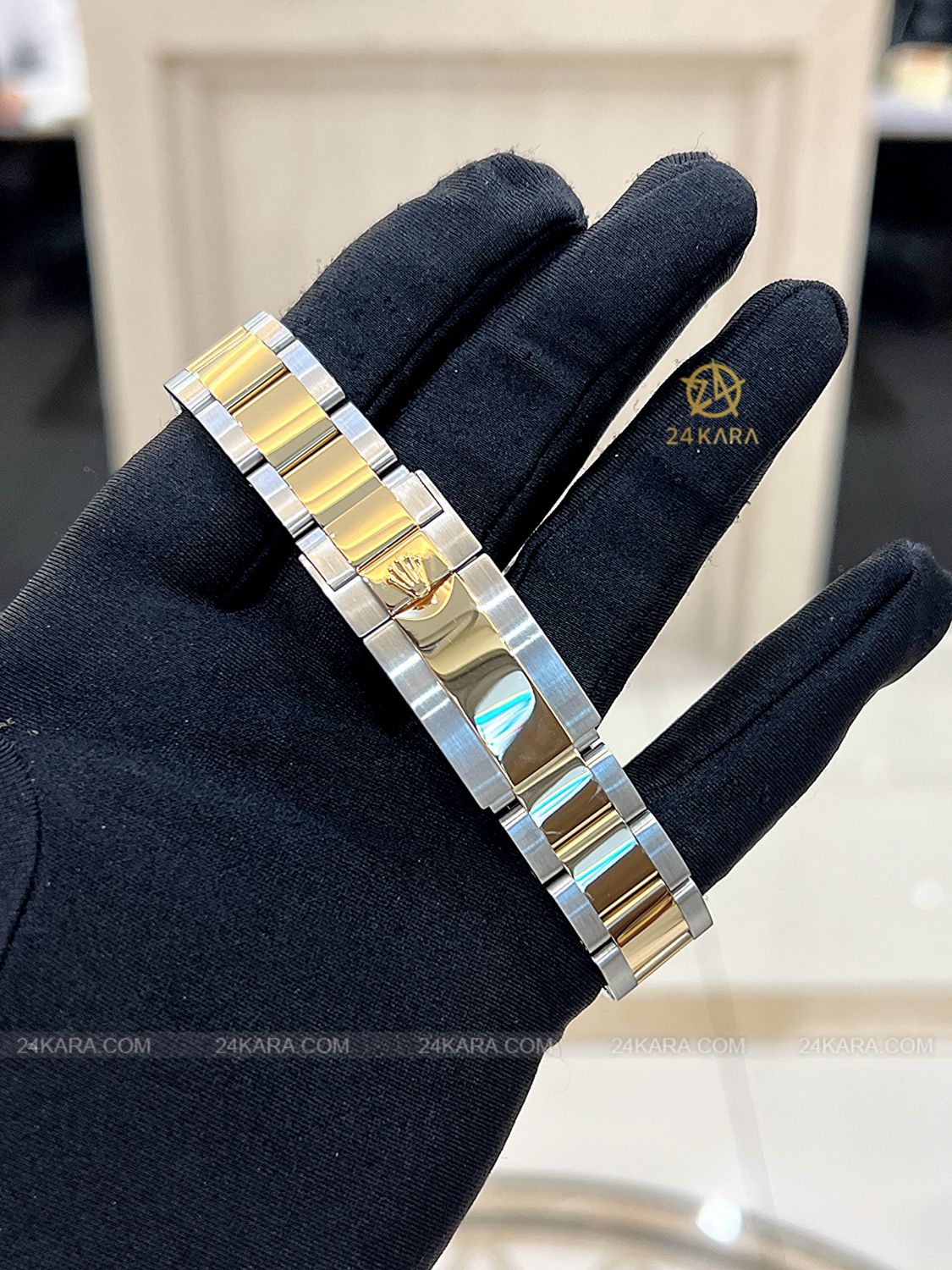 Đồng hồ Rolex Cosmograph Daytona 40 M116523-0043 116523-0043 Vàng Kim 18ct Mặt đen Cọc số Kim cương - Lướt